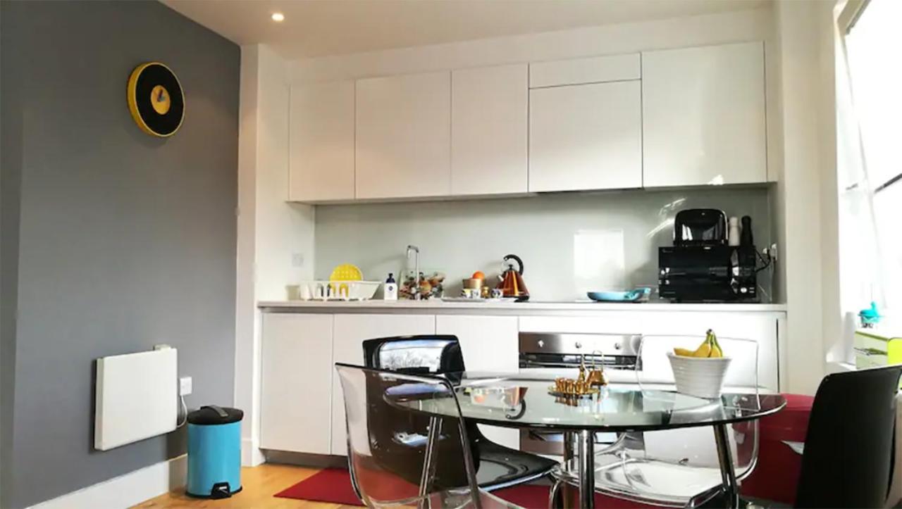 Bright & Spacious Double Bedroom With Ensuite And Concierge! Paid Parking Available ลอนดอน ภายนอก รูปภาพ